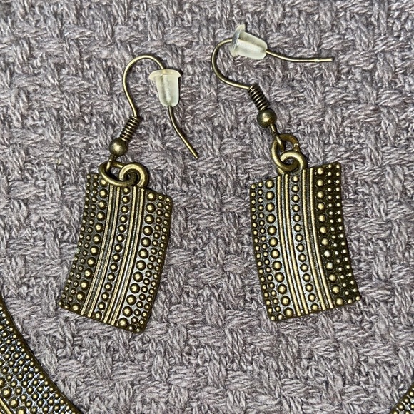 SET of THREE Necklaces + Earrings - Picture 7 of 8